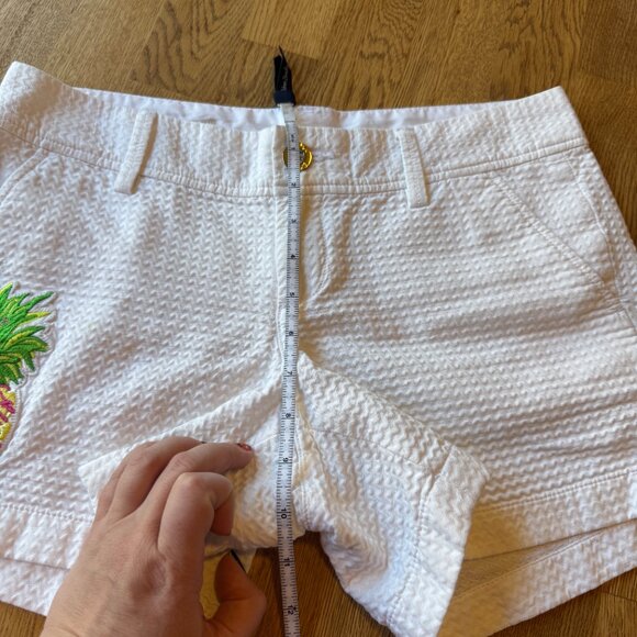 Lilly Pulitzer Callahan Shorts Pineapple Patch Embellishment Size 6 - Picture 13 of 14
